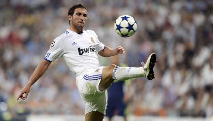 开云网站-《2025年全球英雄联盟冠军赛，SKT战队以绝杀夺冠》，英雄联盟2020全球总决赛skt